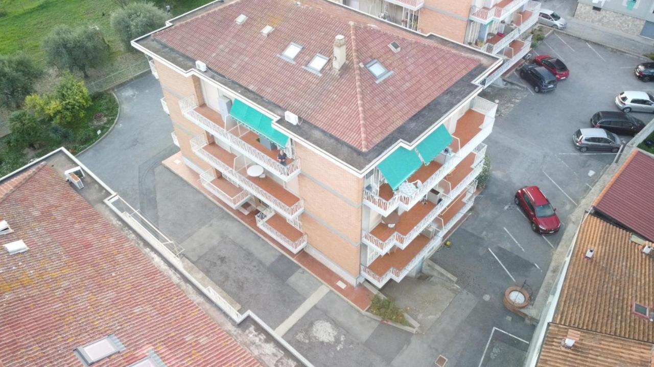 Апартаменты La Casa Di Giugiu Диано-Марина Экстерьер фото